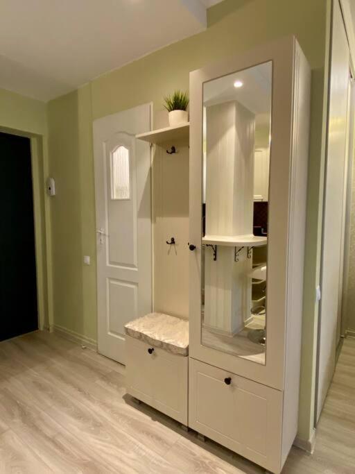 Downtown Studio - Ultra Central With Park View Bucarest Exterior foto