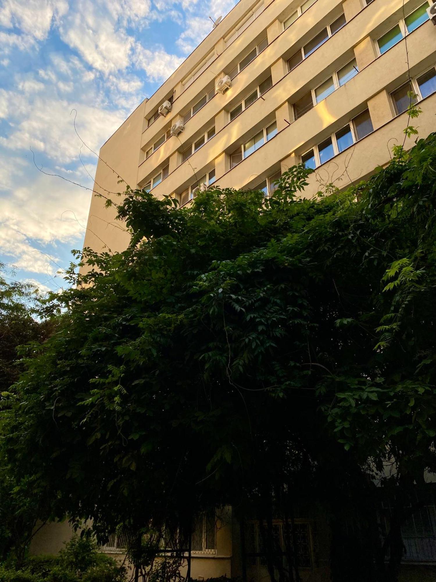 Downtown Studio - Ultra Central With Park View Bucarest Exterior foto